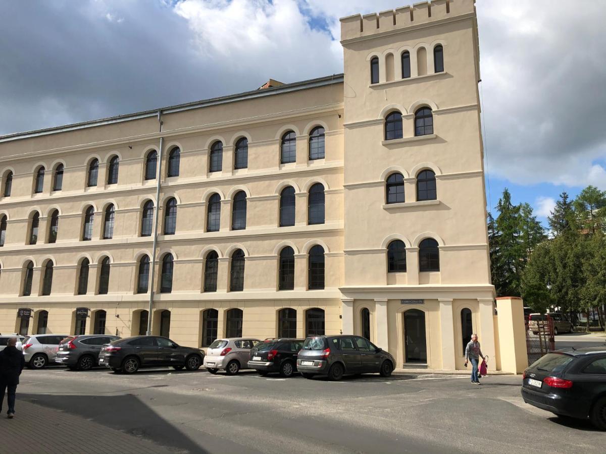 Apartament One Night Lofty Fabryczna *